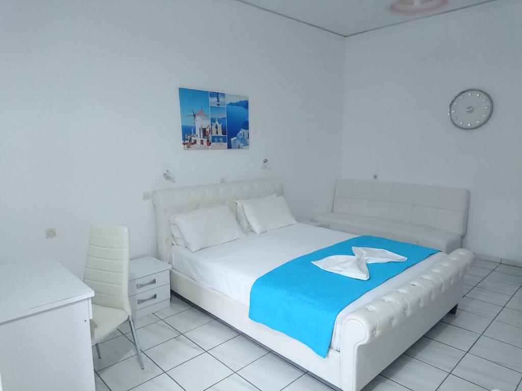 Hotel Mando Marathókampos エクステリア 写真
